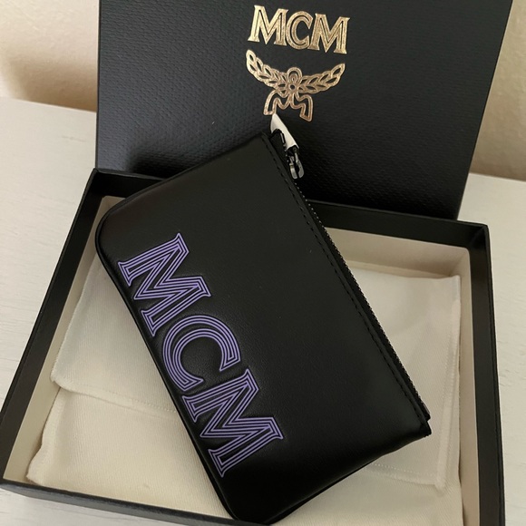 NWT MCM Monogram Spanish Napa Leather Key Pouch - Picture 3 of 9